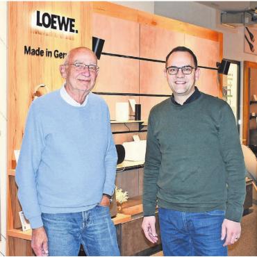 Grosse Ära geht zu Ende - Wollen einen sauberen Schlussstrich unter die Firmengeschichte ziehen: Verwaltungsratspräsident Lucien Tschachtli (links) und Geschäftsführer Serge Müller. Bild: Daniel Marti