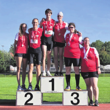 Rundum tolle Leistungen - Die Fünfkämpfer des BSC Wohlen-Lenzburg nach dem Meeting auf den Niedermatten. Bild: zg