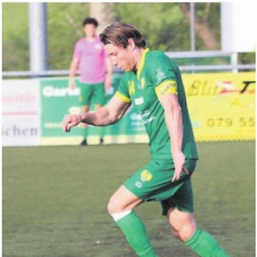 Pleite – und der Trainer sieht Rot - Roger Pfyl zeigte seine Klasse und traf zum zwischenzeitlichen 1:1. Bild: Archiv