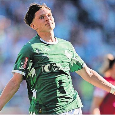Wie ein Komet - Ein Bild, wie man es zuletzt häufiger sieht: Der Wohler Alessandro Vogt beim Torjubel in der Super League. Bild: Freshfocus