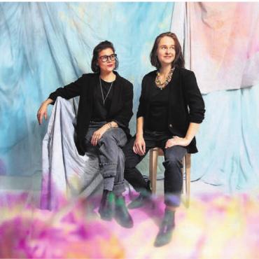 «Kei Luscht uf Schwerchraft» - Sind im Kellertheater zu Gast: Tanja Kummer (links) und Fatima Dunn. Bild: zg