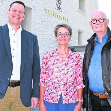Ein Trio mit viel Führungserfahrung - Sie streben für die SVP Sitze im Gemeinderat an (v. l.): Roland Vogt, Claudia Hauri und Manfred Breitschmid. Bild: Daniel Marti