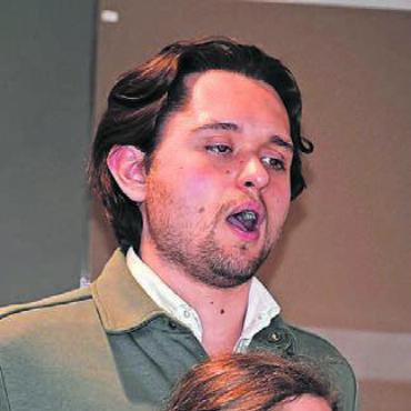 Besonderer Tag - Wunderbarer Gesang zum Geburtstag: Andri Casanova und Greta Hartleb.