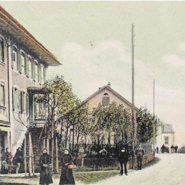 Sorge um historisches Erbe - Soll erhalten bleiben: Die Aufnahme aus dem Jahr 1906 zeigt das Lüthi-Tschiemer-Haus (links). Bilder: Archiv