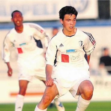 Der «Oldie» will helfen - Das erste Bild von Goran Karanovic beim FC Wohlen im April 2005. Wenige Wochen vorher gab er sein Profidebüt in den Niedermatten. Nun kehrt der Stürmer nach 20 Jahren definitiv zurück auf den Platz. Bild: Freshfocus