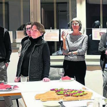 «Wir hinterlassen Spuren» - Der Blick in die 50-jährige Geschichte des NVW (nvwohlen.ch) fand grosse Aufmerksamkeit. Bilder: Walter Minder