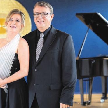 «Duo PanTastico» feiert Jubiläum - Karin und Mathias Inauen-Schaerer stehen seit 20 Jahren gemeinsam auf der Bühne. Bild: pd