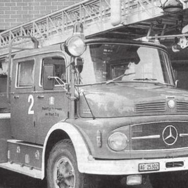 Demonstration der neuen Autodrehleiter - Die neue Autodrehleiter steht in Berikon im Mittelpunkt der Hauptübung. Bild: Archiv