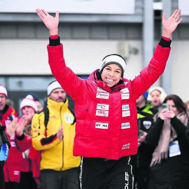 Supergefühl täuscht nicht - Zufrieden mit dem 2. Rang im Monobob und dem 6. Rang im Zweierbob: Melanie Hasler. Bilder: IBSF