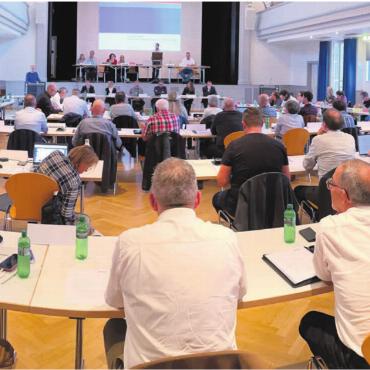 33 Bisherige und eine Überraschung - Hier wird Politik gemacht: 107 Wohler und Wohlerinnen möchten in Zukunft im Parlament mitwirken. Das sind deutlich weniger als vor vier Jahren. Bild: Archiv