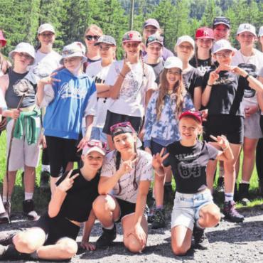 Ganz viel Abwechslung - Ein Bild sagt mehr als 1000 Worte: Die Stimmung im Berner Oberland ist bei den Wohler Gästen bestens. Bild: zg