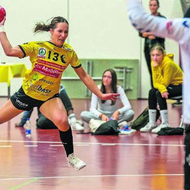Vieles ist anders - 31 Spiele in der höchsten Liga des Landes. Doch die Wohlerin Francine Biffiger erzielte nur 12 Tore. Auch, weil sie sich zur Abwehrspezialistin entwickelte. Bilder: zg / Martin Deuring