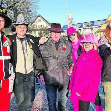 Märchenhaft in die fünfte Jahreszeit - Die Hägglinger Delegation feierte mit den «Heuröpflern» und freut sich bereits auf ihren Nachtumzug am kommenden Wochenende.