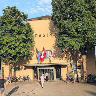 Casino muss warten - Das Areal rund ums Casino bleibt vorerst unangetastet. Bild: Archiv