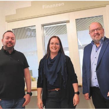 Zeit für andere Dinge im Leben - Gerry Koch (rechts) mit Nachfolger Benjamin Endres und Stellvertreterin Tanja Brugger.