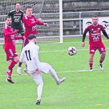 «Ausreden bringen uns nichts» - Die Muri-Abwehr ist löchrig. Bilder: pf