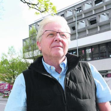 Wo Kinder sich entwickeln dürfen - Seit 23 Jahren ist Franz Lötscher Geschäftsführer der Stiftung ikj. Am kommenden Freitag lädt die Institution zur 50-Jahr-Feier in den Chappelehof in Wohlen. Bild: Chregi Hansen