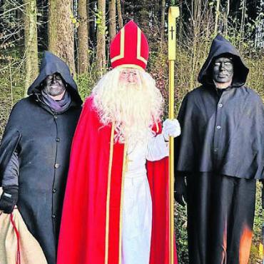 Nervös ist er noch immer - Auch 80-jährig war Roland Fischer am ersten Advent noch als Samichlaus unterwegs.