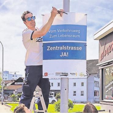 Zum Umdenken anregen - Philipp Simka, der Vereinspräsident, setzt sich ein für ein lebenswertes Wohlen. Wenn es sein muss, auch politisch wie bei der Abstimmung über die Zentralstrasse.