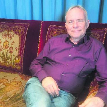 Eine ganz spezielle Rolle - Hans Jörg Gygli ist seit über drei Jahrzehnten fester Bestandteil des Kellertheaters. Bild: Marco Huwyler