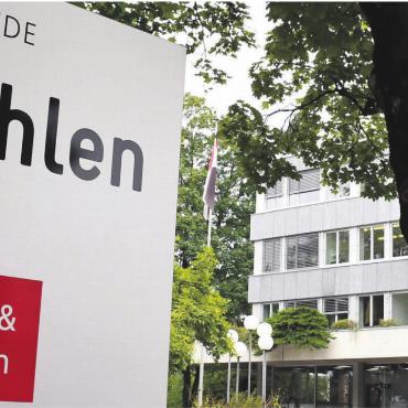 WAHLEMPFEHLUNG - «Lebendig und mittendrin». Der Slogan der Gemeinde Wohlen. Neun Kandidierende möchten künftig im Gemeinderat mittendrin sein. Bild: Archiv/dm