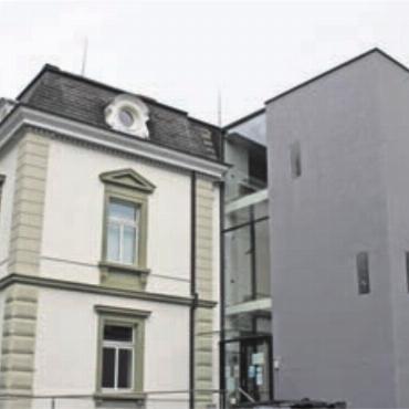 Nicht unter 2,5 Millionen - Das reformierte Kirchgemeindehaus steht zum Verkauf.