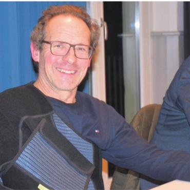Der bisherige Präsident ist auch der neue - Daniel Heinrich hat gut lachen. Er bleibt FGPK-Präsident. Bilder: dm