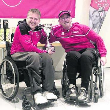 Titel-Triple und Team-WM - Raphael Gremion und BouBou Keller (rechts). Bild: zg
