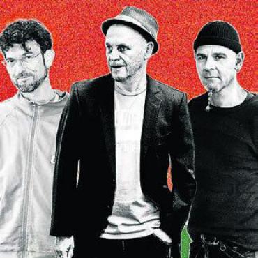 Ein Trio mit viel Satire - Das Blues Max Trio präsentiert im Sternensaal etliche und ganz unterschiedliche Geschichten.