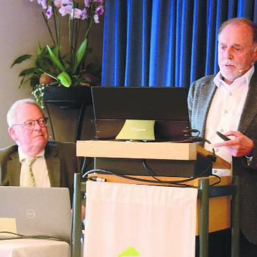 Weiterhin stark gefordert - Sie bilden das Duo an der Spitze des Reussparks: Direktor Urs Bosisio (rechts) und Präsident Kurt Notter schauen an der GV nicht nur auf das vergangene Jahr zurück, sondern wagen auch einen Blick in die Zukunft. Bild: Chregi Hansen