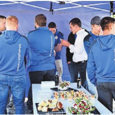 Freiämter Schwingerwelt feiert - Auch die aktiven Schwinger genossen das Jubiläum ihres Klubs sichtlich.