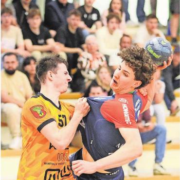 Am Ende abgeschüttelt - Er brachte Schwung: Colin Wyss (rechts). Bilder: Jan Gelpke