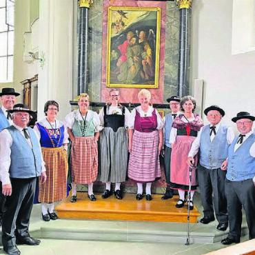 Besinnliche Konzerte zum Advent - Der Jodlerklub Seetal Meisterschwanden freut sich auf die beiden kommenden Auftritte zusammen mit einer Alphornbläserin. Bild: zg