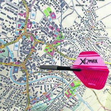 Das Haus der Chancen - Volltreffer. Der Pfeil schlägt in der Rigistrasse 10 ein.