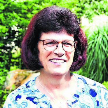 Sie hinterlässt ein grosses Erbe - Eine wertvolle Stütze nimmt Abschied: Regina Grüninger verlässt nach 35 Jahren das Wohn- und Pflegezentrum Bifang und geniesst von nun an den Ruhestand. Bild: Stefan Treier
