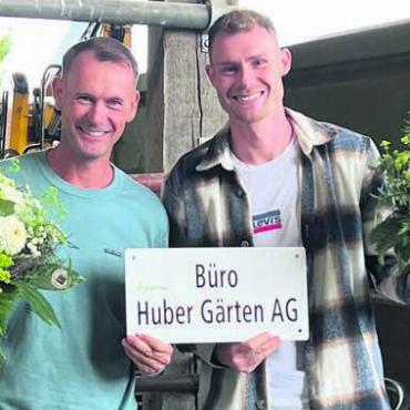 Neuausrichtung und Stabilität - Der Gartenbaubereich wird ab 1. Januar 2027 von den langjährigen und erfahrenen Mitarbeitern Thomas Zahmel (links) und Jachin Leu übernommen.