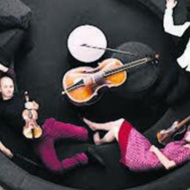 Alte Musik im modernen Kleid - Das Ensemble «ll concerto intempestivo» spielt im Schlössli. Bild: pd