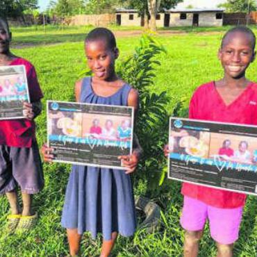 Bauen, solange das Geld reicht - Die Kinder in Uganda freuen sich über die Benefizaktion in Wohlen