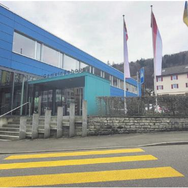 Freude, aber keine Euphorie - Erfreuliche Nachrichten aus dem Villmerger Gemeindehaus: Dank deutlich höherer Steuereinnahmen resultiert in der Rechnung statt des budgetierten Minus ein kleines Plus von 291 000 Franken. Bilder: Archiv