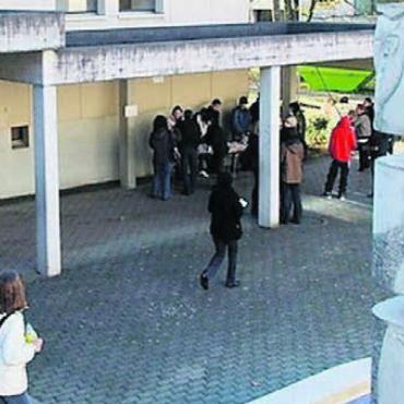 Wohl genügend Zustimmung - Über den Planungskredit für die Erweiterung des Schulhauses und eine Doppelturnhalle wird voraussichtlich an der Urne abgestimmt. Bild: Archiv