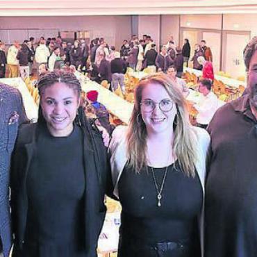«Jemand muss es ja machen» - Vorstand des FC Wohlen, von links: Jürgen Frömberg (Vizepräsident), Isabelle Räss (Marketing), Jasmin Hochstrasser (Anlässe), Miguel Ferrao (Spiko).