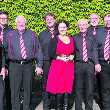 Voller Musik und Gemütlichkeit - Der Männerchor Beinwil unter der Leitung von Julia Frischknecht freut sich auf die Unterhaltungsabende. Bild: zg