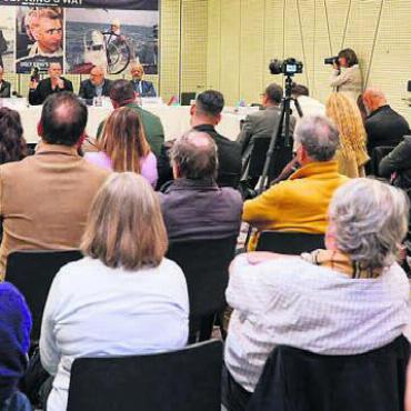 Der hässliche König - Die Pressekonferenz im Hotel Marriot in Zürich. In der Türkei ist das Medieninteresse riesig am neuen Film über Yilmaz Güney.