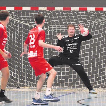 Knacknuss zum Saisonstart - Ivo Rütimann (rechts) ist einer von drei Muri-Goalies, die beim Saisonstart gegen Siggenthal/Baden-Endingen gefordert sind. Bild: tvm