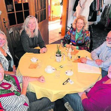 Aussergewöhnliches Engagement - Das Essen wird von den freiwilligen Mitarbeitern sehr geschätzt. Bild: zg