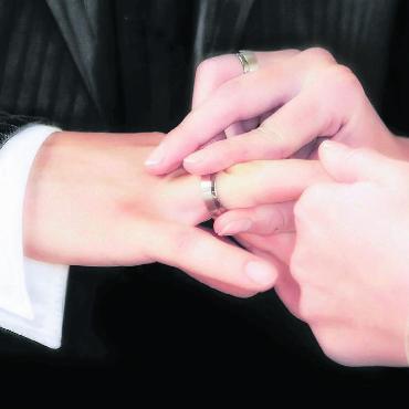 Heiraten war nicht sehr gefragt - 117 Paare gaben sich letztes Jahr auf dem Zivilstandsamt in Wohlen das Ja-Wort. Einige wichen dafür auf eine der vielen schönen anderen Lokalitäten aus. Bild: Pixelio