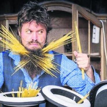 Von Spaghetti bis Seiltanz - «Opéra pour Spaghetti» – ein komödiantisches Drama mit Guillermo Leon.