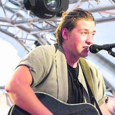 Jetzt erst recht - Damals noch unbekannt: Marius Bear 2016 in Dottikon. Bild: zg