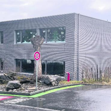 «Wir können das nur empfehlen» - Das «Copy-Paste-Schulhaus» steht in Reinach. Auch für Wohlen? Bild: jl