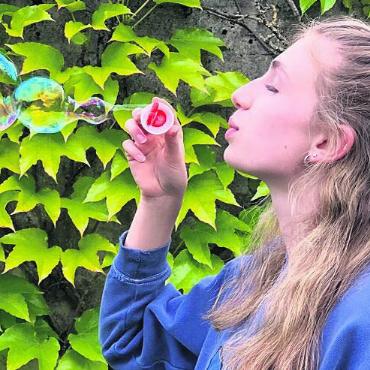 Geschichte spürbar erleben - Durch bewusstes Atmen, Gelassenheit und Leichtigkeit im Alltag leben. Bild: zg